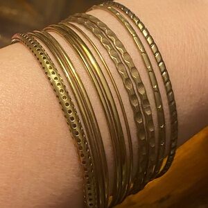 Set of 10 Vintage Gold Tone Bangle Bracelet Assorted Textures Designs Bohemian